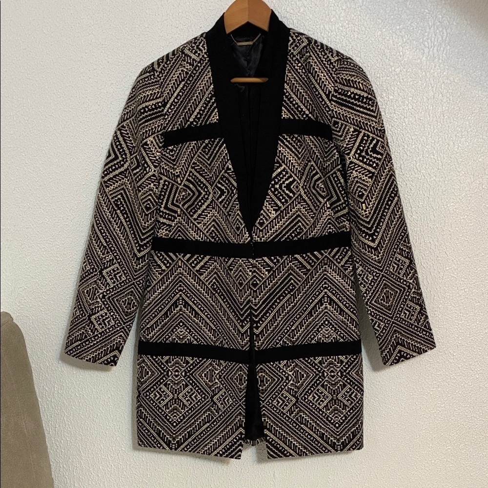 NWT Chico’s Black Label Black & Gold Jacquard Topper Jacket Sz 0 Small - Picture 1 of 5